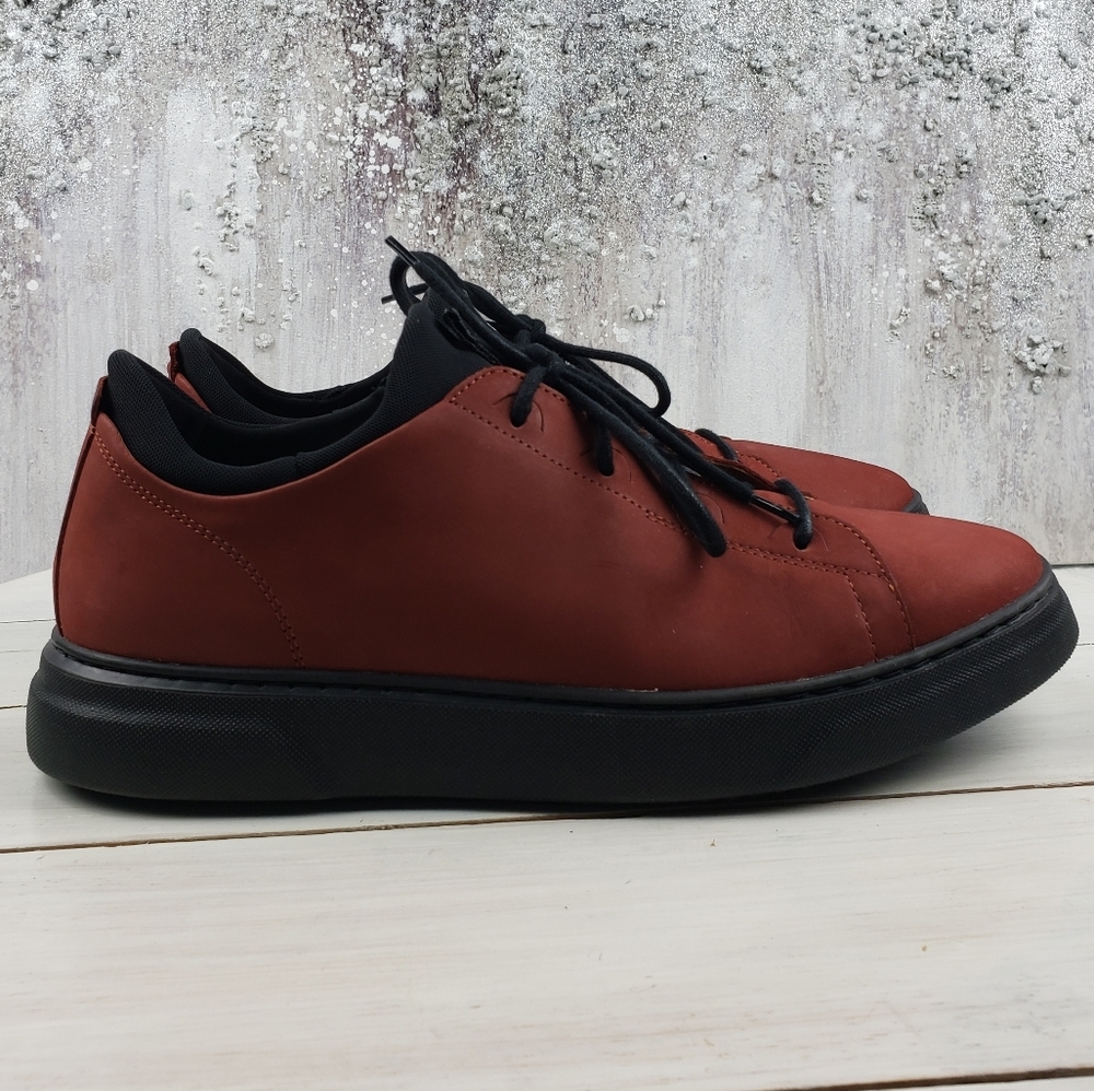 440GIUU NWOT Samuel Hubbard FLIGHT nubuck leather sneakers in rust